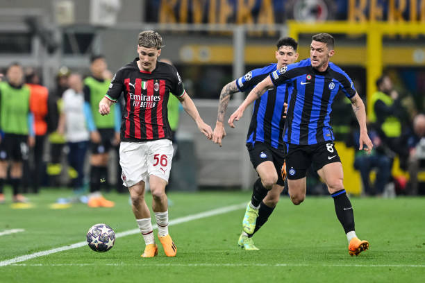 多次鼓励他 多次鼓励他